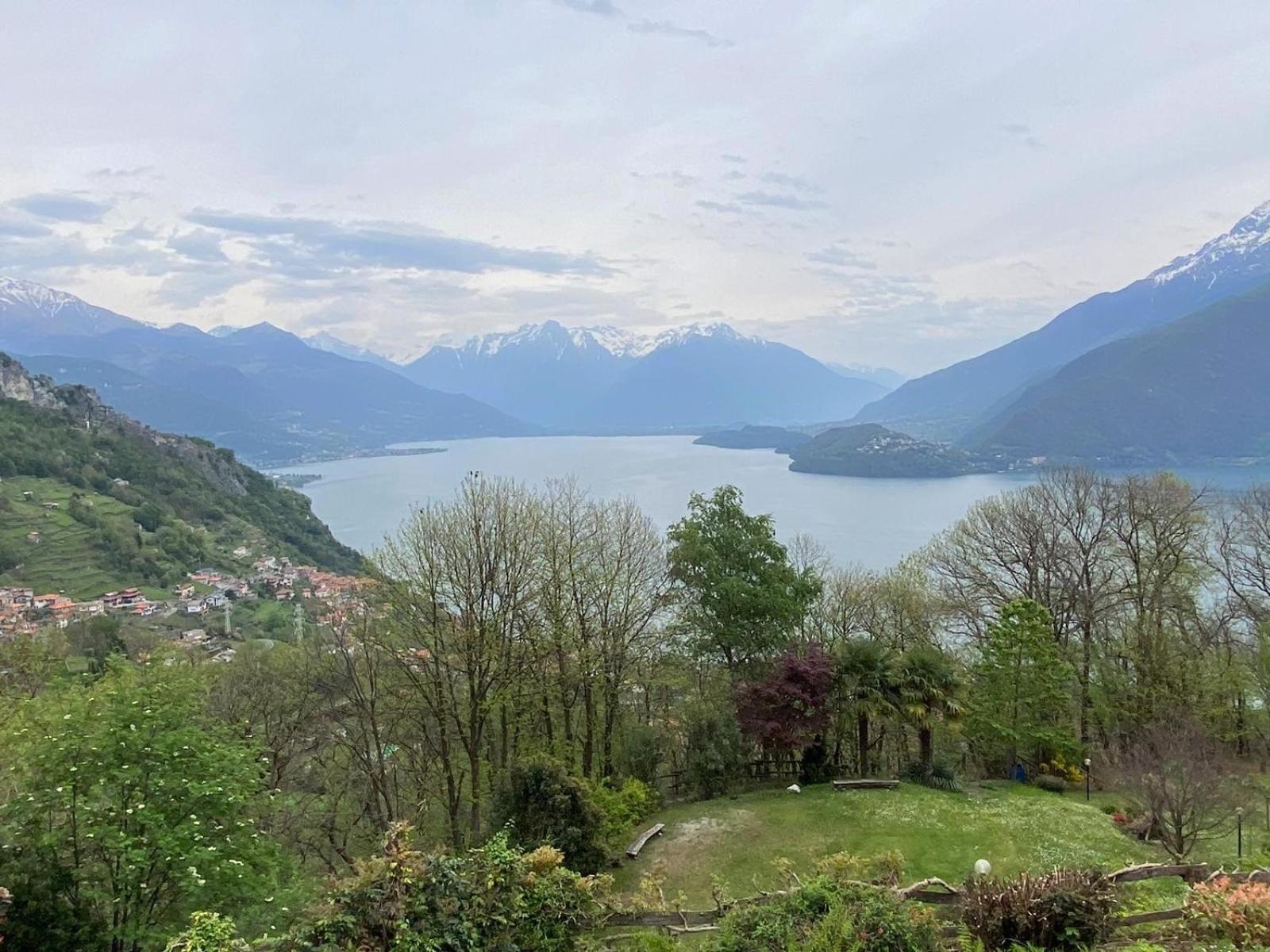 The Happy Rooster - Villa With Big Garden Pianello Del Lario Exterior foto