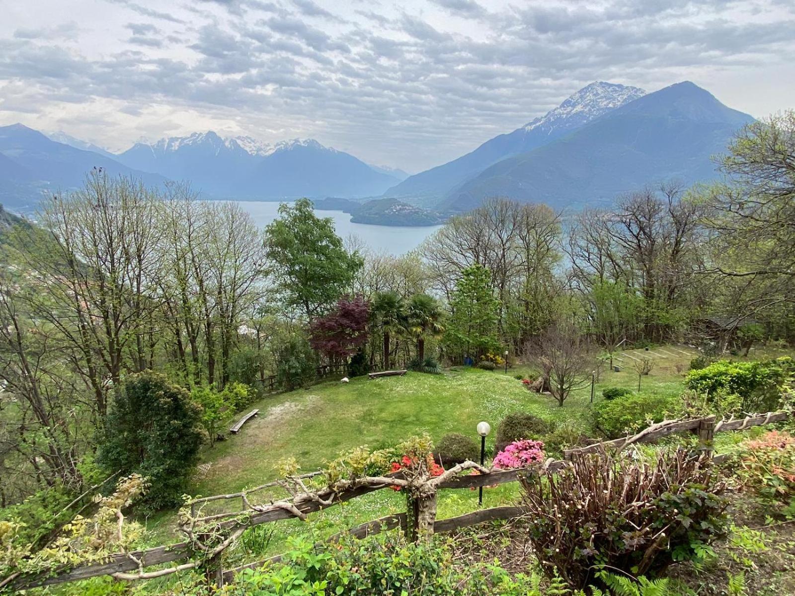 The Happy Rooster - Villa With Big Garden Pianello Del Lario Exterior foto